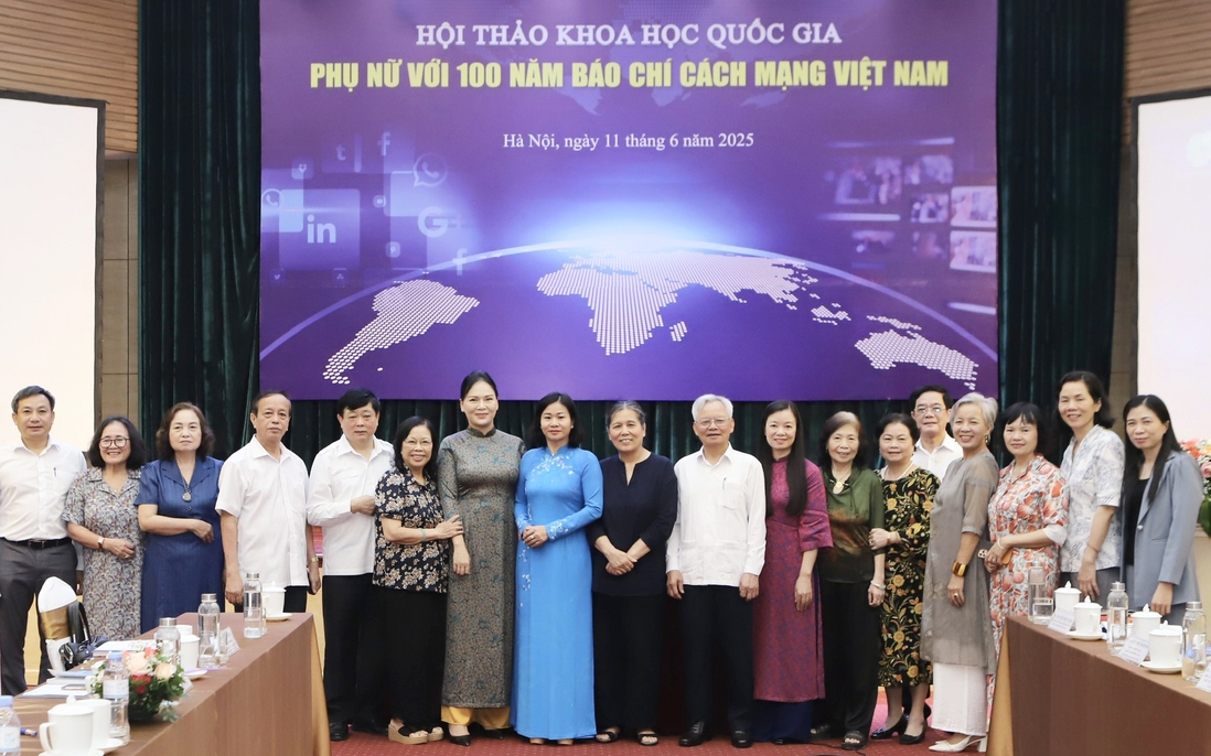 Những hình ảnh đẹp tại Hội thảo khoa học quốc gia "Phụ nữ với 100 năm Báo chí Cách mạng Việt Nam"