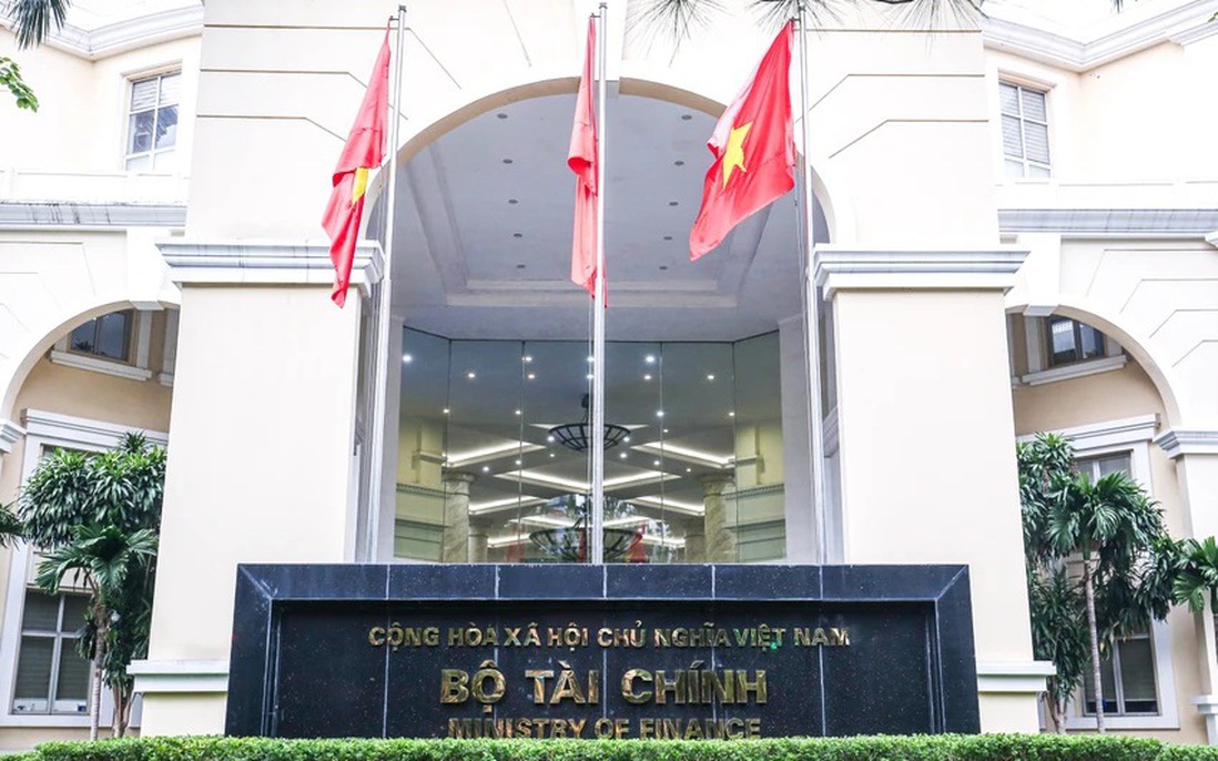 Phân định thẩm quyền của chính quyền địa phương 2 cấp trong lĩnh vực quản lý của Bộ Tài chính