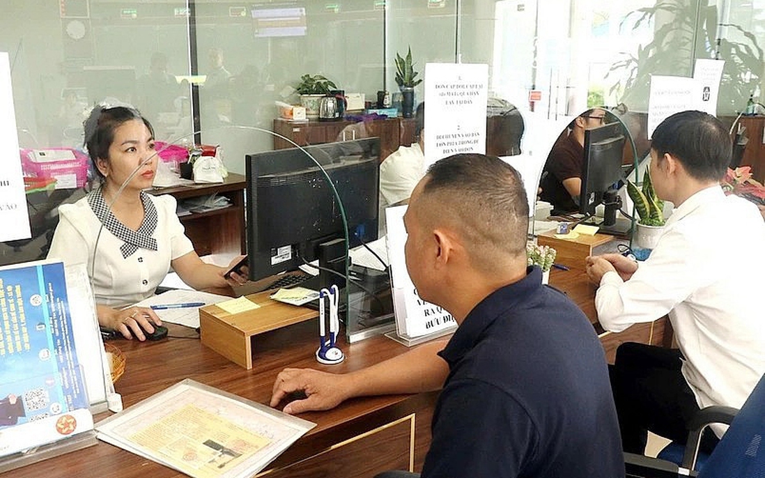 Quy định tổ chức các cơ quan chuyên môn thuộc UBND tỉnh, xã