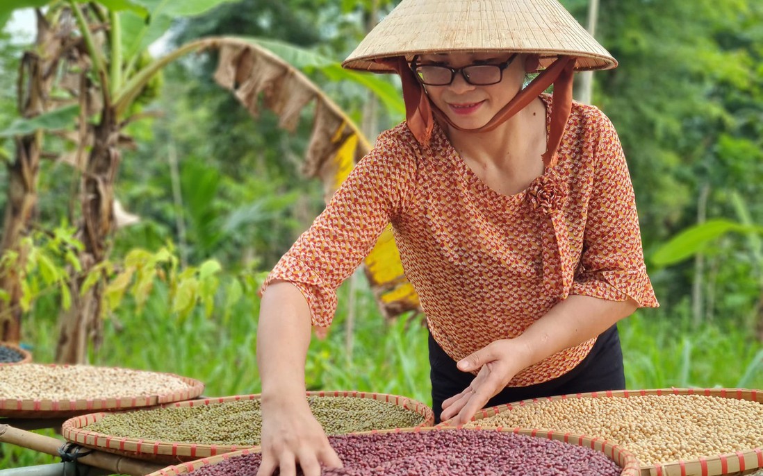 Từ cô giáo công nghệ đến người gieo hạt nơi rừng sâu