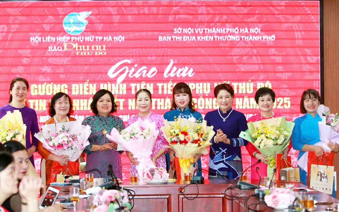 Giao lưu gương điển hình tiên tiến "Phụ nữ Thủ đô Sáng tạo - Hội nhập - Kết nối thành công"