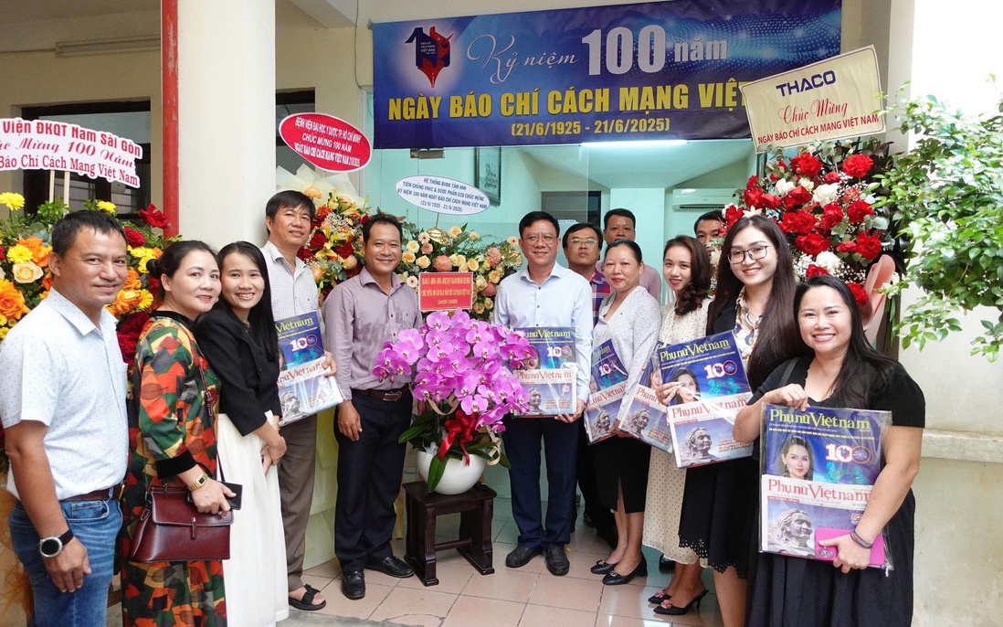 Lãnh đạo TPHCM thăm và chúc mừng Báo Phụ nữ Việt Nam nhân 100 năm Báo chí cách mạng