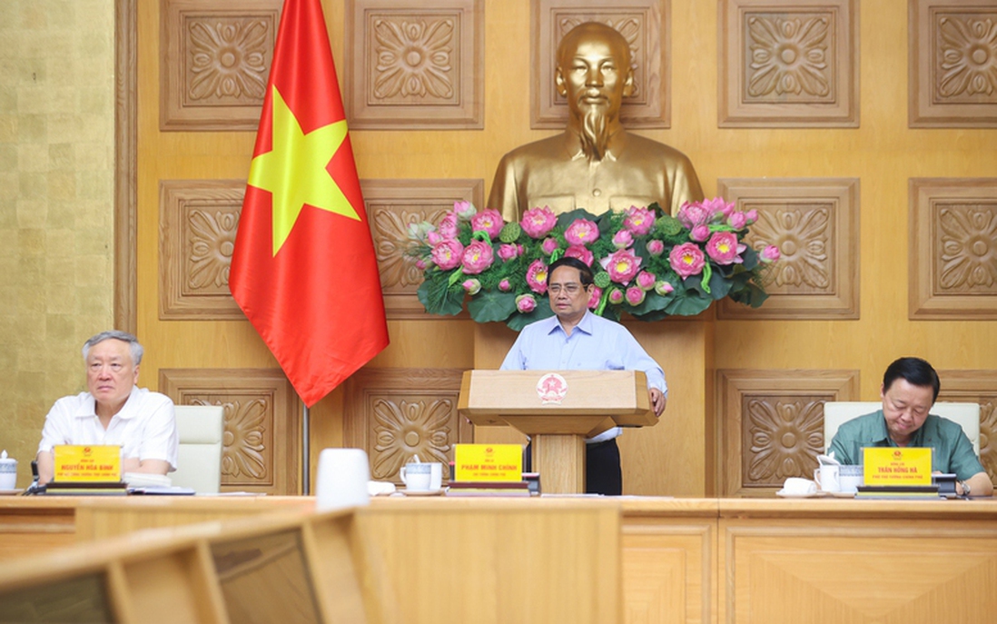 Thủ tướng chủ trì cuộc họp về triển khai tổ chức chính quyền địa phương 2 cấp