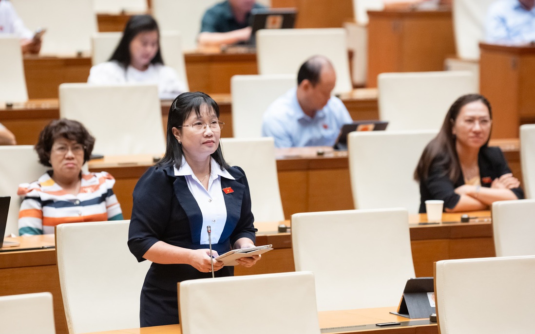 Đại biểu Quốc hội lo ngại về bữa ăn học đường, bạo lực mạng