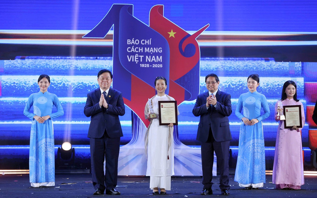 Trao Giải Báo chí Quốc gia lần thứ 19: Tôn vinh các tác giả, tác phẩm "Thép trong bút - Lửa trong tim"