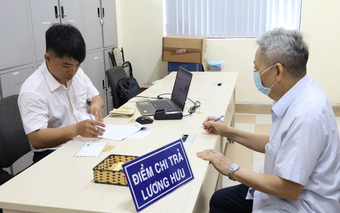 Mức lương hưu đối với quân đội, công an và người làm công tác cơ yếu
