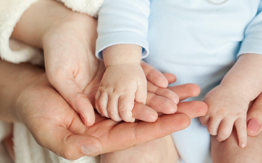 Từ 1/7/2025, chuyển giao lĩnh vực con nuôi và chứng thực cho UBND cấp xã