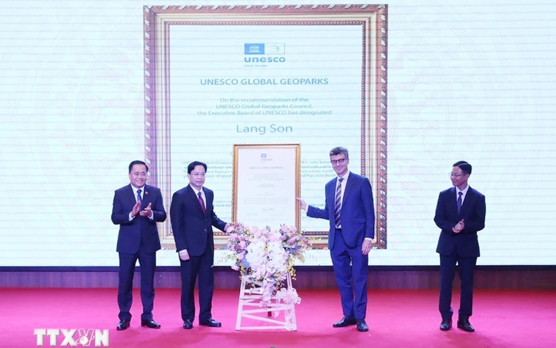 UNESCO trao Bằng công nhận Công viên địa chất toàn cầu Lạng Sơn