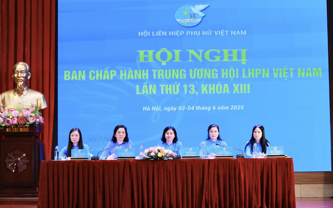 Chủ tịch Hội LHPN Việt Nam quán triệt Chỉ thị 45 và công tác chuẩn bị Đại hội Phụ nữ các cấp