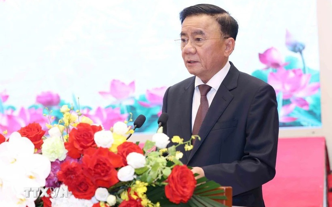 Kết luận của Bộ Chính trị, Ban Bí thư về thực hiện sắp xếp tổ chức bộ máy và đơn vị hành chính, bảo đảm tiến độ, yêu cầu
