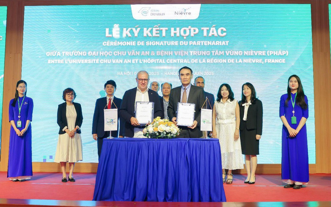 Sinh viên Đại học Chu Văn An có cơ hội học tập và làm việc tại Pháp sau thỏa thuận hợp tác với thành phố Nevers