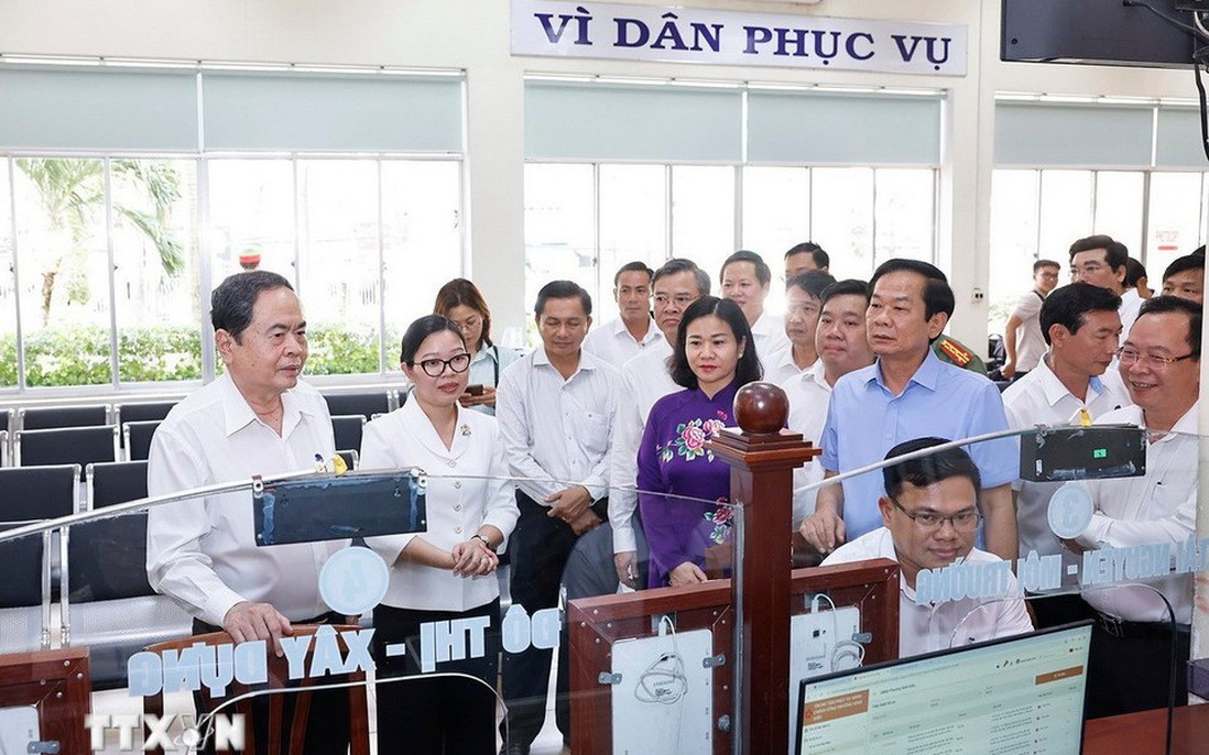 Chủ tịch Quốc hội: Vận hành hiệu quả mô hình chính quyền địa phương 2 cấp, lấy đại cục làm trọng, vì dân phục vụ