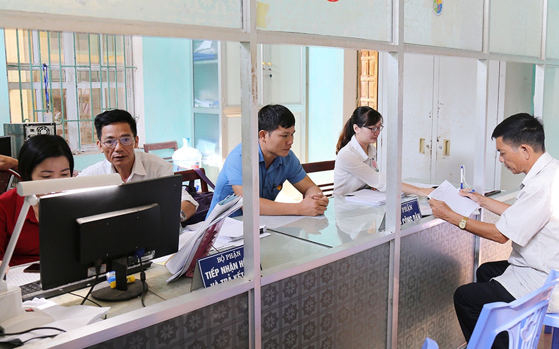 Hướng dẫn tiêu chuẩn chức danh công chức cấp xã mới