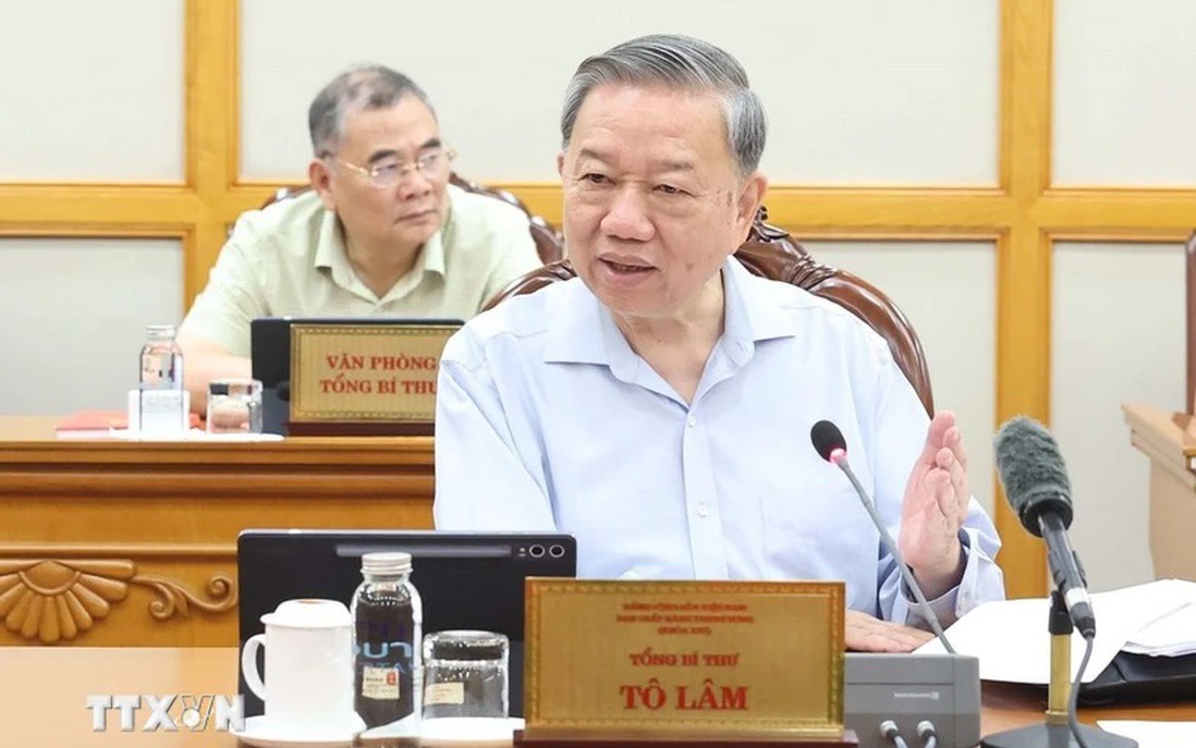 "Bố trí, sắp xếp cán bộ đúng nguyên tắc, không để phát sinh vấn đề phức tạp nội bộ"