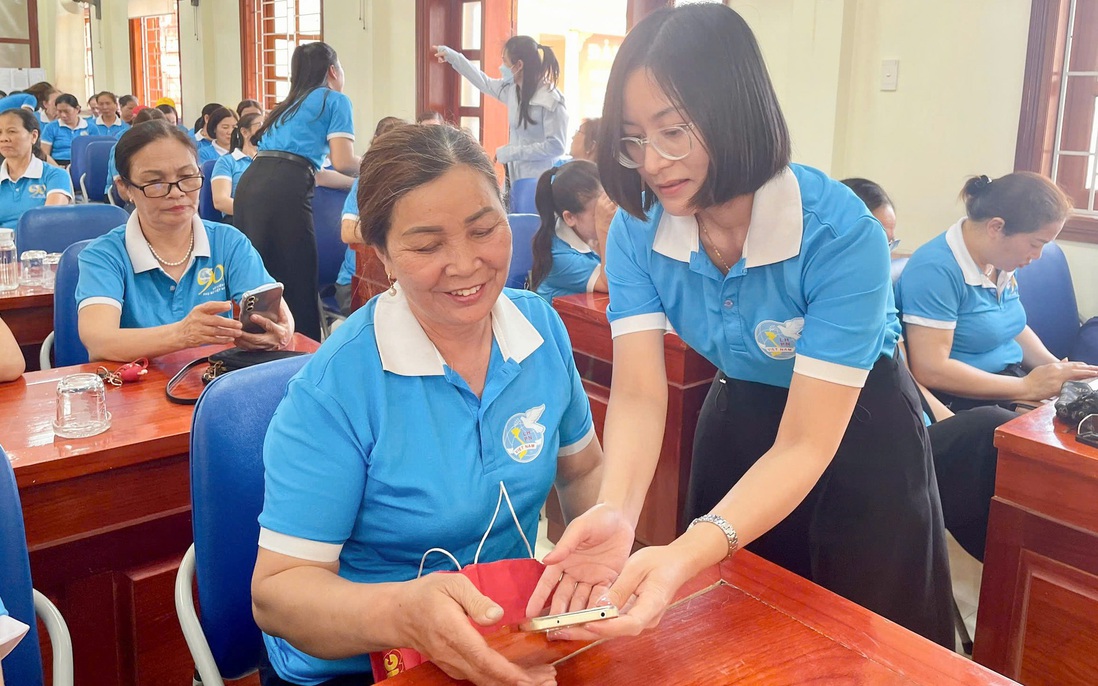 Hải Phòng giúp phụ nữ thoát nghèo thông tin, vươn mình trong kỷ nguyên số
