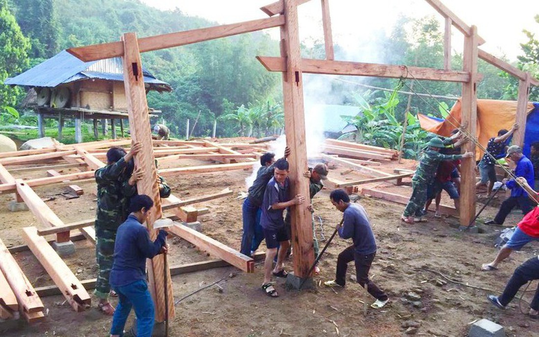 Thủ tướng yêu cầu quyết liệt, thần tốc hơn nữa, quyết tâm xoá nhà tạm, nhà dột nát trước 31/8/2025