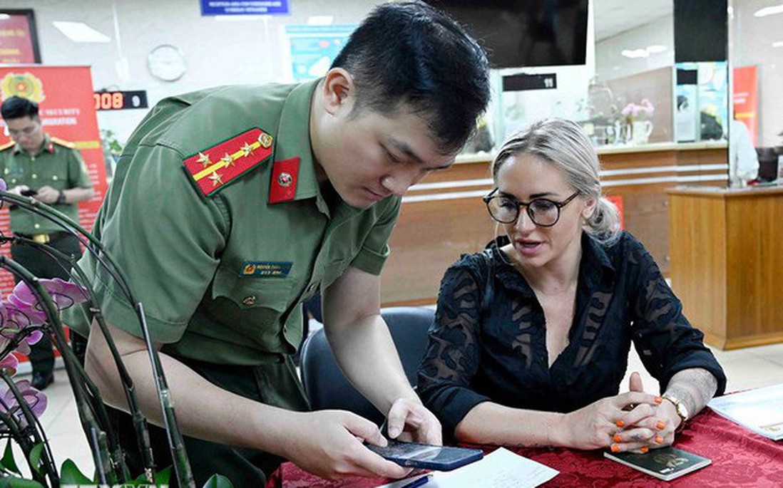 Cấp định danh điện tử mức độ 2 cho người nước ngoài cư trú tại Việt Nam từ 1/7