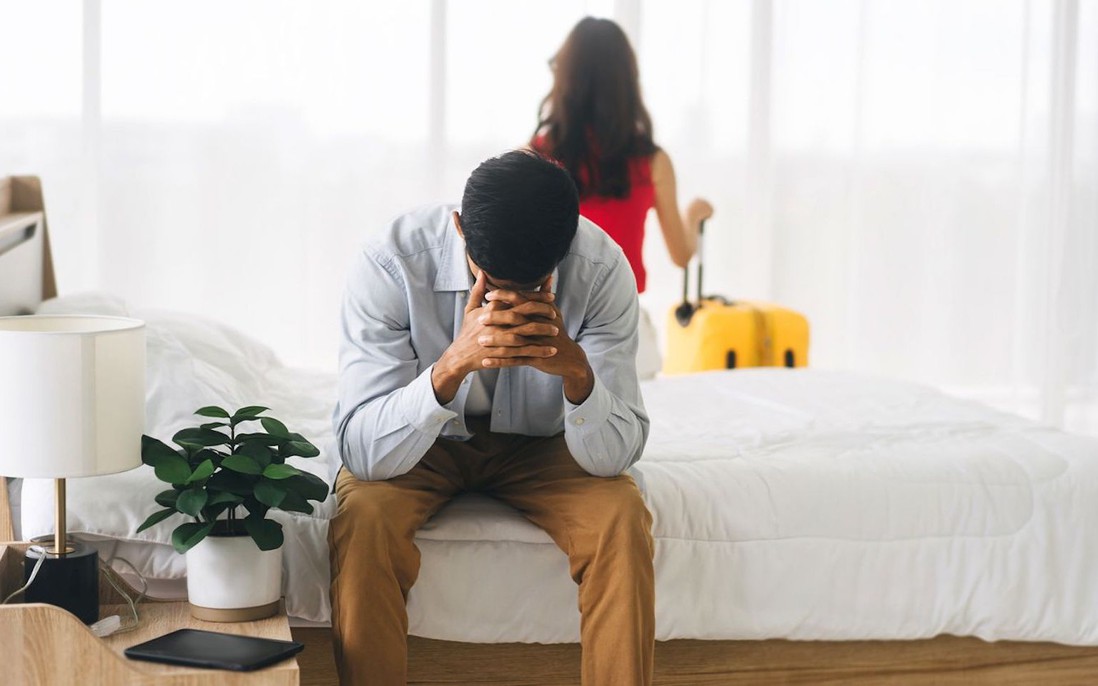 Nhận ra điều quý giá của vợ cũ