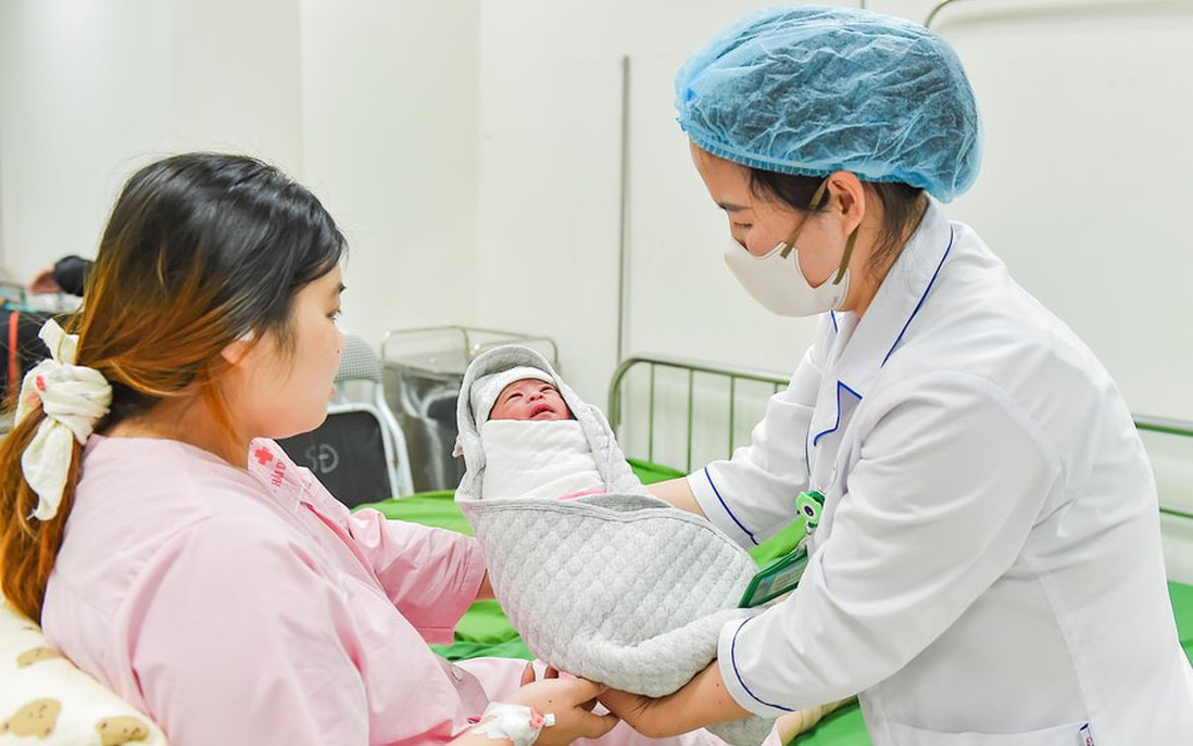 Ngày Dân số thế giới 11/7: Khuyến sinh - Cần hành động thật