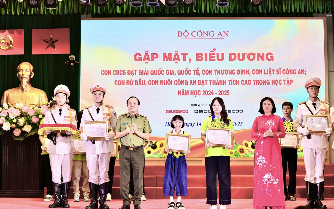 Bộ Công an biểu dương con cán bộ, chiến sĩ, con thương binh, liệt sĩ, con đỡ đầu đạt thành tích cao trong học tập