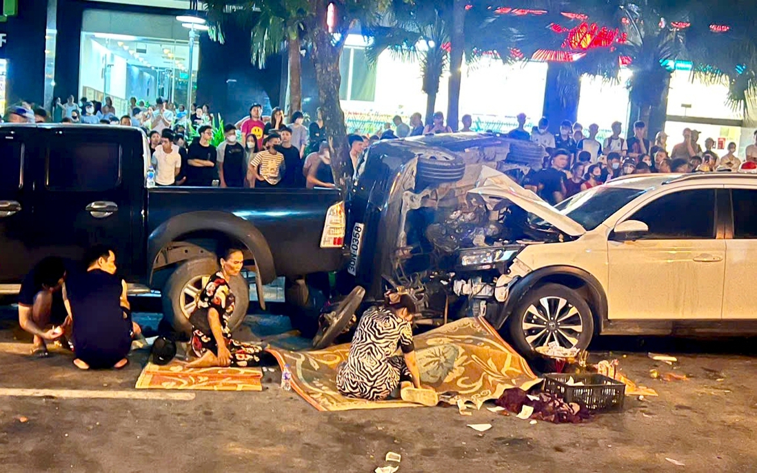 Hiện trường vụ ô tô đâm hàng loạt phương tiện ở Dương Nội: Ít nhất 1 người tử vong