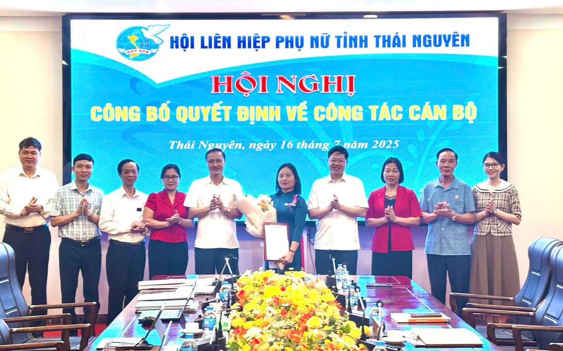 Công bố quyết định chuẩn y chức danh Chủ tịch Hội LHPN tỉnh Thái Nguyên