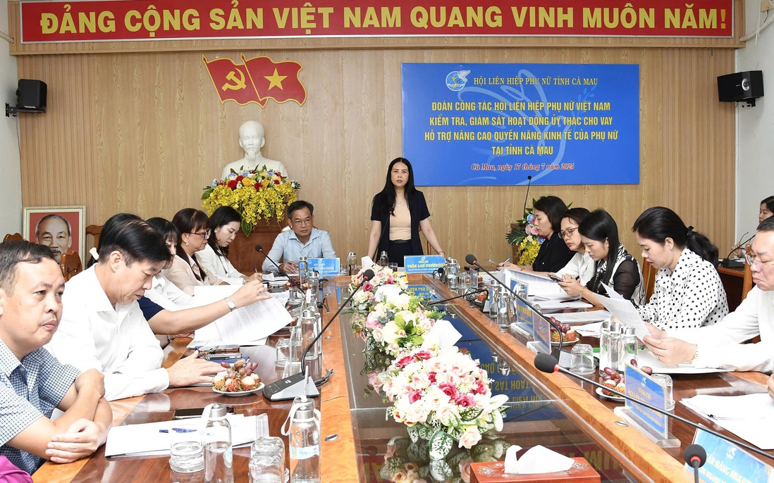 TƯ Hội LHPN Việt Nam kiểm tra hoạt động ủy thác và nắm bắt hoạt động công tác Hội tại tỉnh Cà Mau