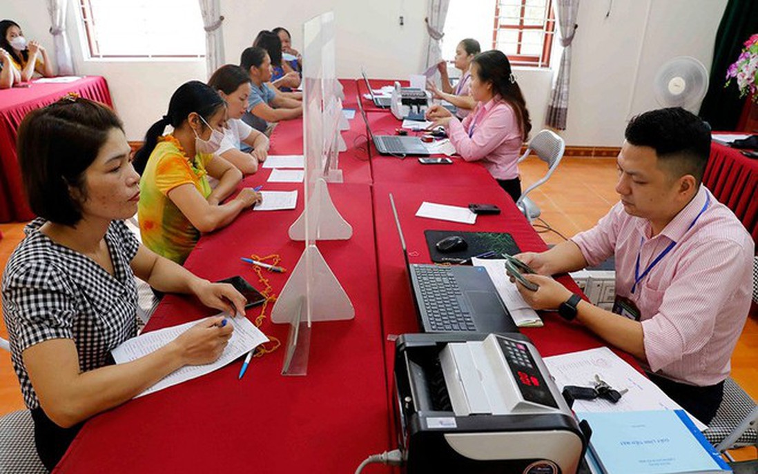 Tập trung tháo gỡ khó khăn trong thực hiện thủ tục hành chính, chuyển đổi số giai đoạn đầu vận hành mô hình chính quyền địa phương 2 cấp