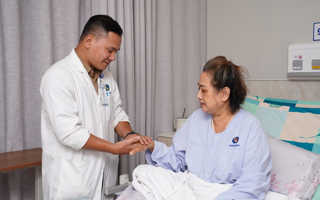 Cứu sống người phụ nữ nguy kịch vì ong vò vẽ đốt 70 vết khắp cơ thể