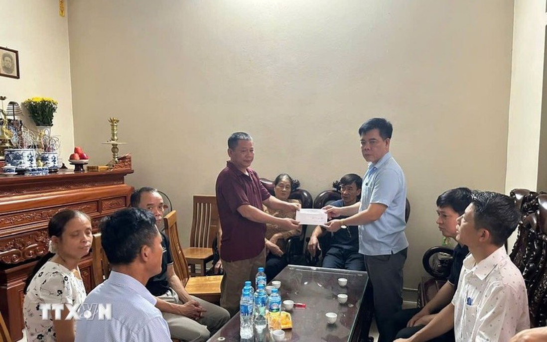 Hà Nội yêu cầu bố trí về y tế tốt nhất với người bị thương vụ lật tàu du lịch