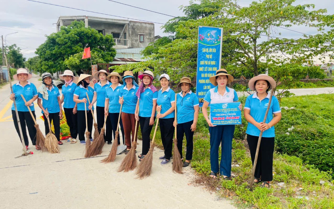 Đà Nẵng: Phụ nữ làm đẹp môi trường, chào mừng Đại hội Đảng bộ các cấp