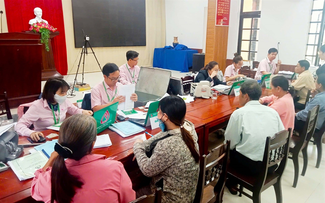 "Cầu nối" giữa Ngân hàng Chính sách xã hội với những hộ nghèo