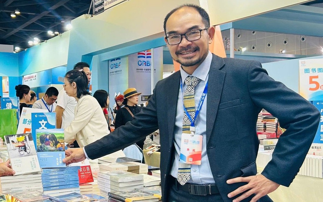 "Tôi muốn độc giả khi đọc sách của mình không chỉ nhìn thấy thiên nhiên đẹp đẽ"