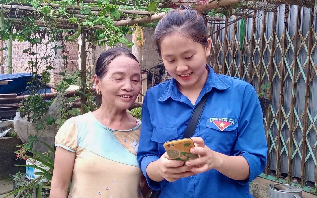 Phong trào "Bình dân học vụ số" giúp người dân làm chủ công nghệ