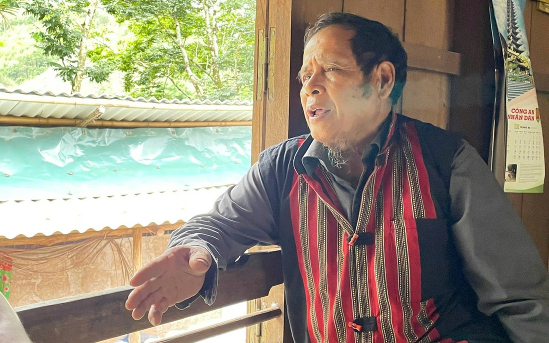 Người có uy tín ở vùng cao: "Không thể khuyên ai bỏ thuốc khi mình còn hút"