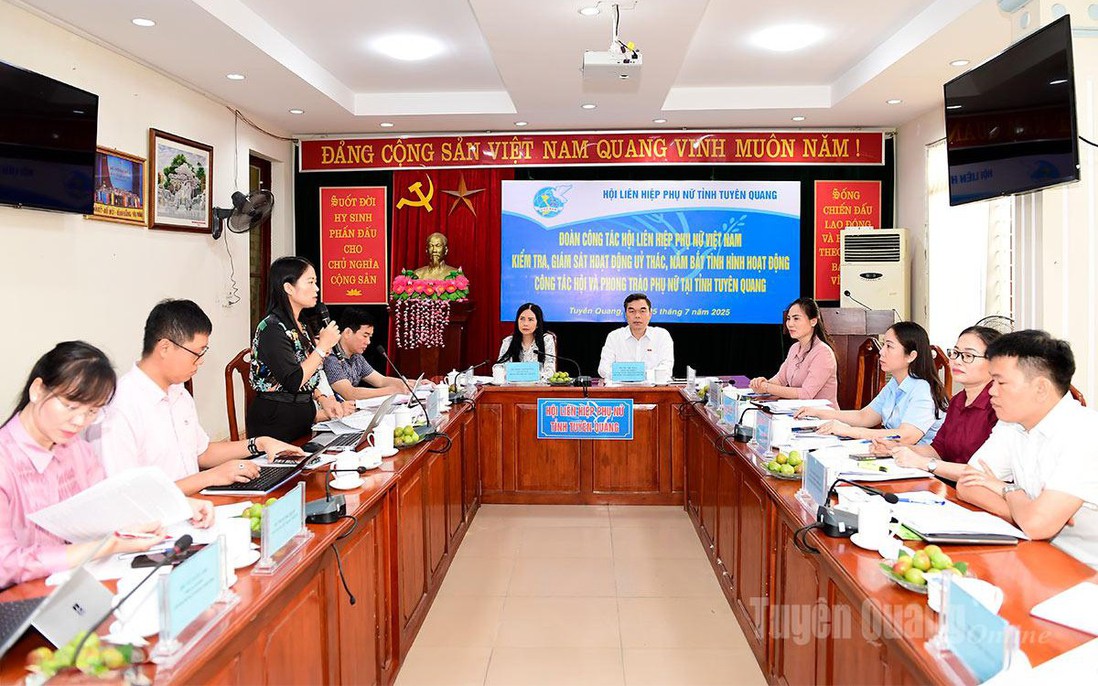 Đoàn công tác Trung ương Hội LHPN Việt Nam làm việc tại Tuyên Quang