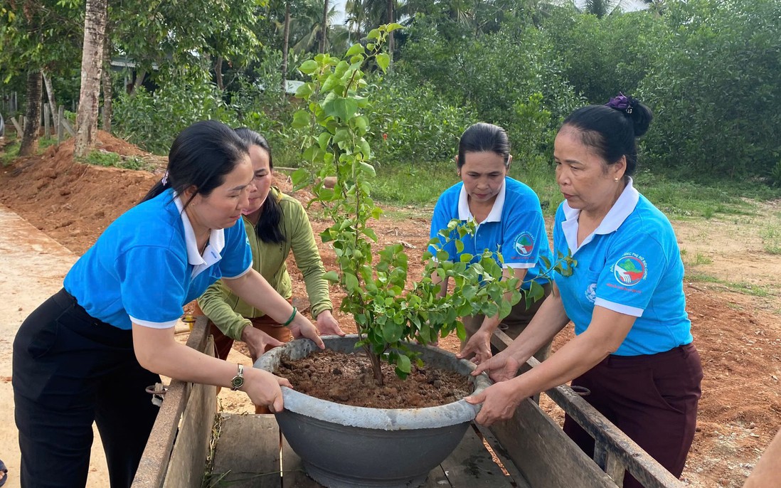 Phụ nữ Gia Lai xây dựng nông thôn mới từ những điều bình dị