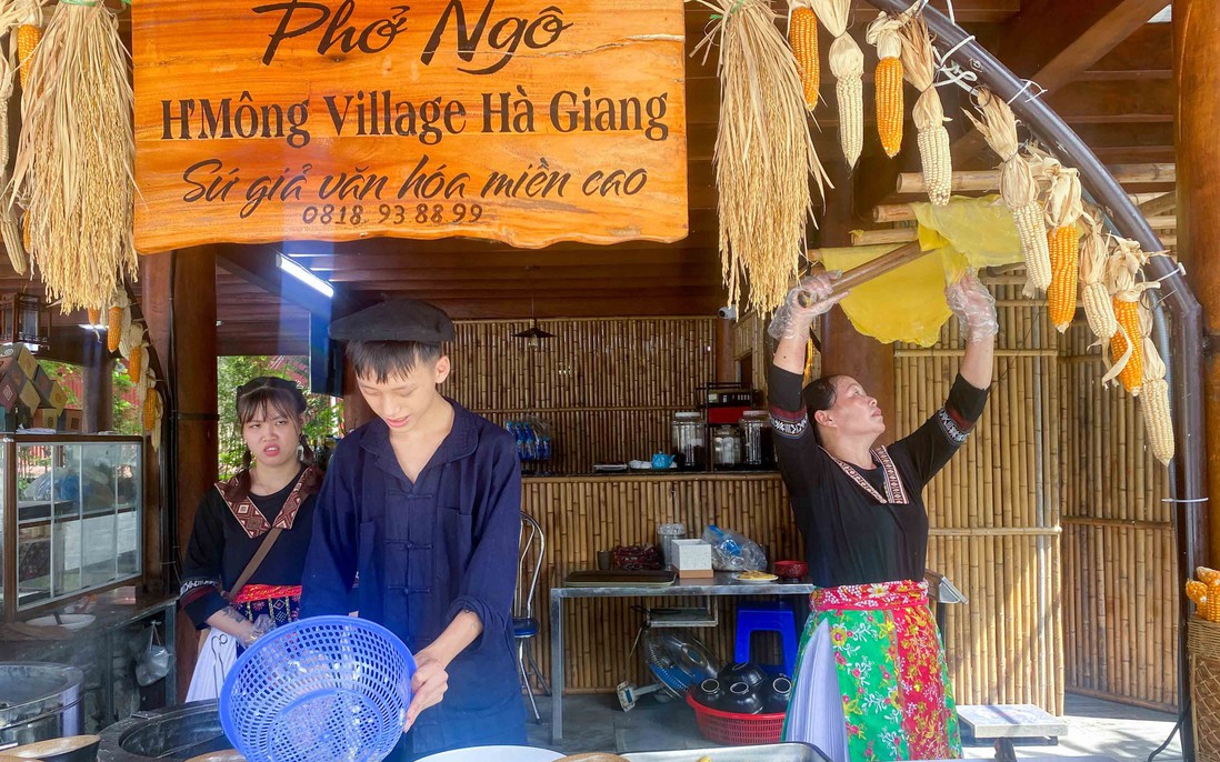 Tạo việc làm, tăng thu nhập cho phụ nữ dân tộc thiểu số từ đặc sản phở ngô 