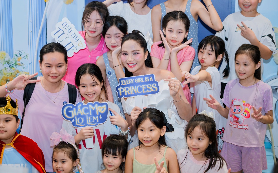"Giấc mơ lọ lem" truyền cảm hứng đến 600 bé gái có hoàn cảnh đặc biệt
