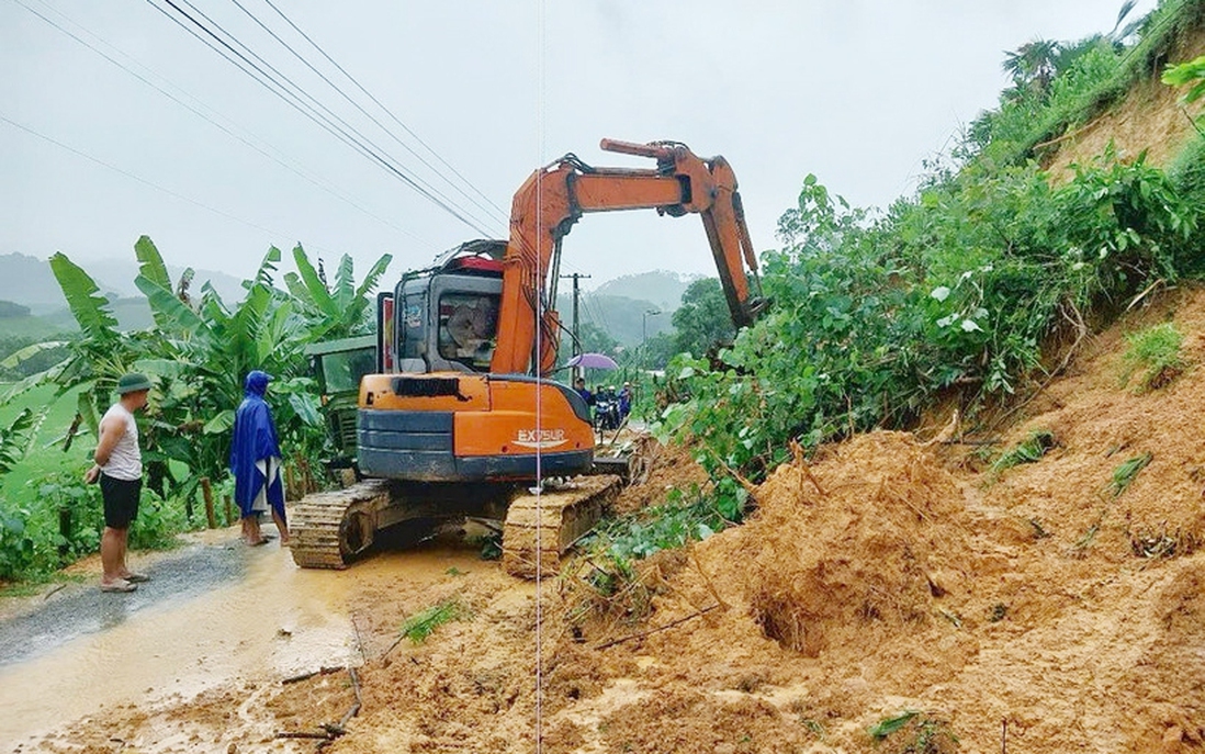 Cảnh báo nguy cơ lũ quét, sạt lở tại 4 tỉnh Bắc Bộ và Trung Bộ