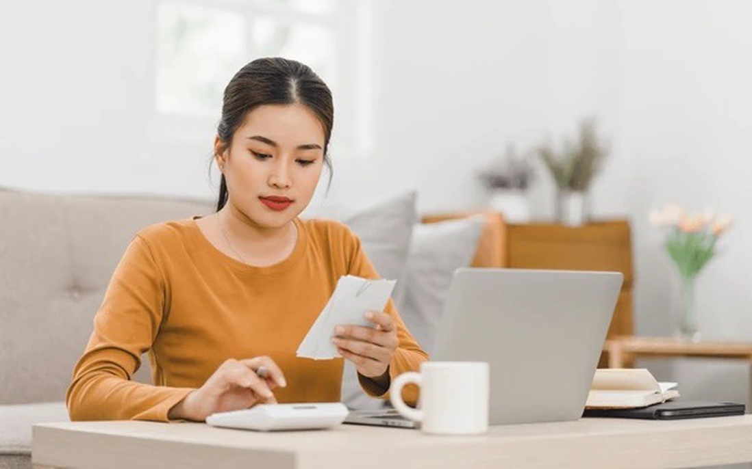 Đa số phụ nữ châu Á ưu tiên nhu cầu tài chính của người thân hơn chi tiêu cá nhân