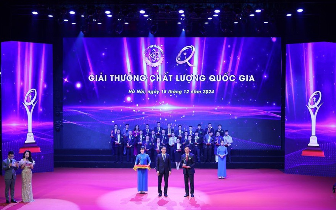 Agribank là đại diện ngân hàng duy nhất nhận Giải thưởng Chất lượng Quốc gia năm 2022 và 2023