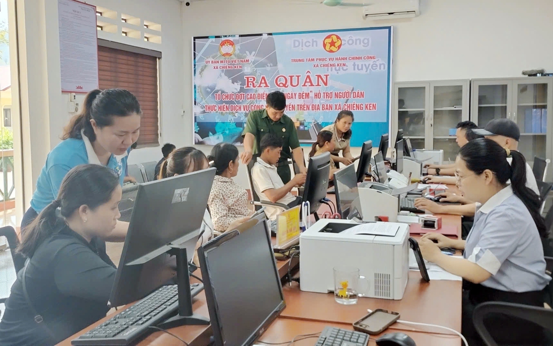 Các cấp Hội LHPN Lào Cai hỗ trợ người dân thực hiện dịch vụ công trực tuyến