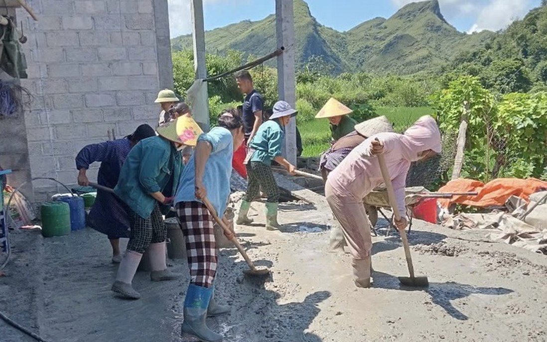 Phụ nữ Cao Bằng chung tay tăng tốc hoàn thành chương trình an sinh về nhà ở