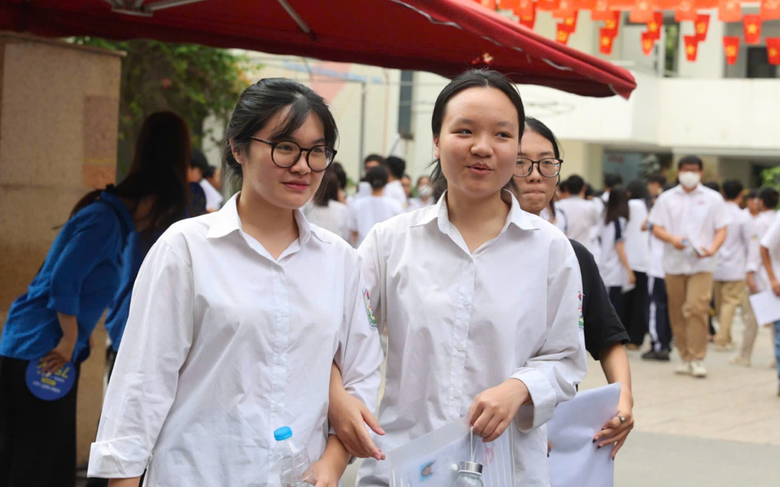 Bộ GD-ĐT công bố đáp án, thang điểm các môn thi tốt nghiệp THPT 2025
