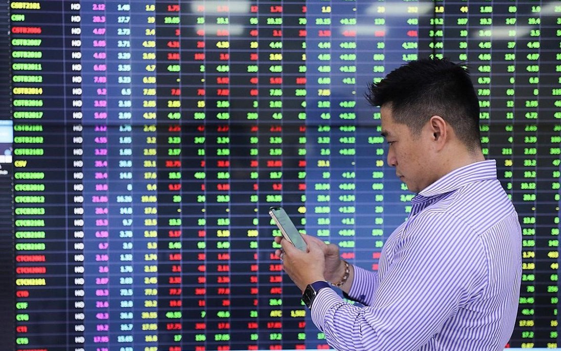 Chứng khoán tuần 7/7 - 11/7: VN-Index tăng tích cực, đón chờ kết quả kinh doanh quý 2/2025