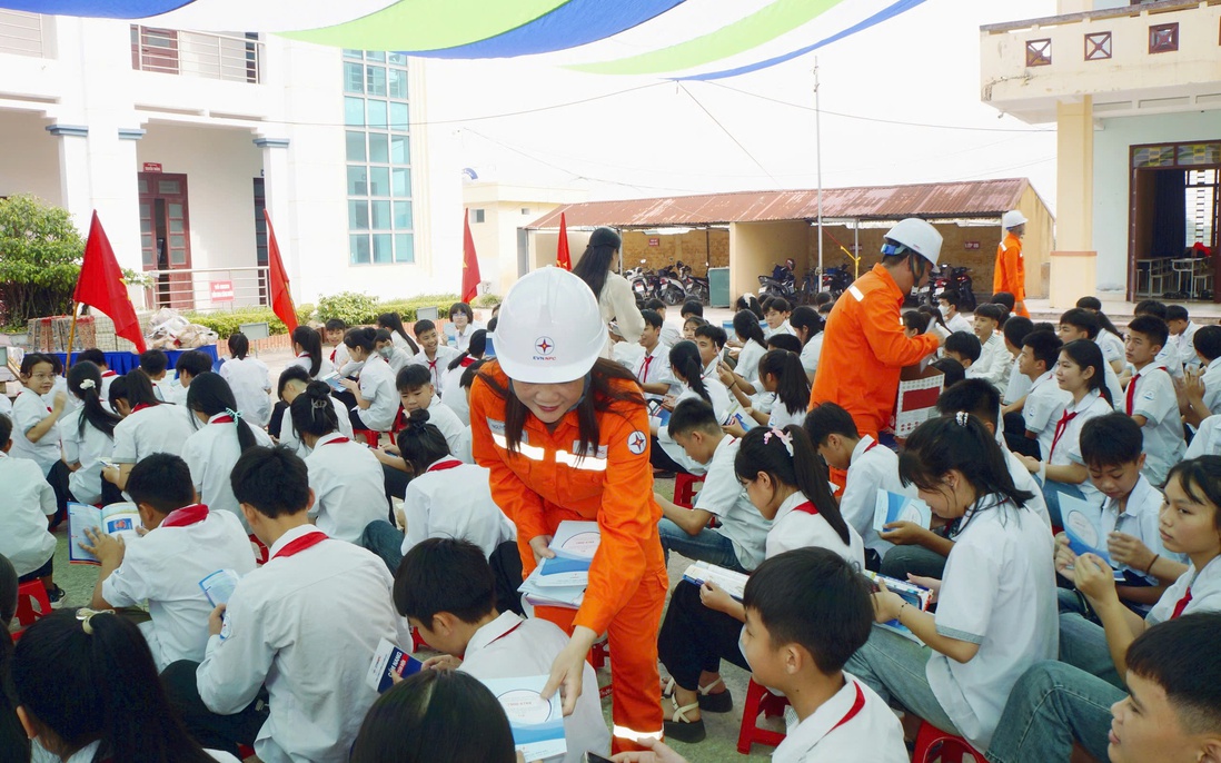 Điện lực miền Bắc tập trung vận hành an toàn, tiết kiệm, đảm bảo cung ứng điện ổn định những tháng cuối năm