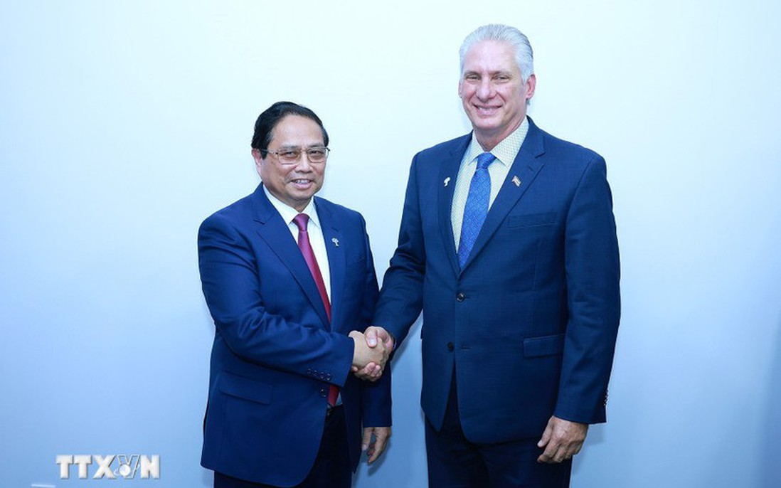 Thủ tướng Phạm Minh Chính hội kiến Chủ tịch Cuba Miguel Diaz Canel