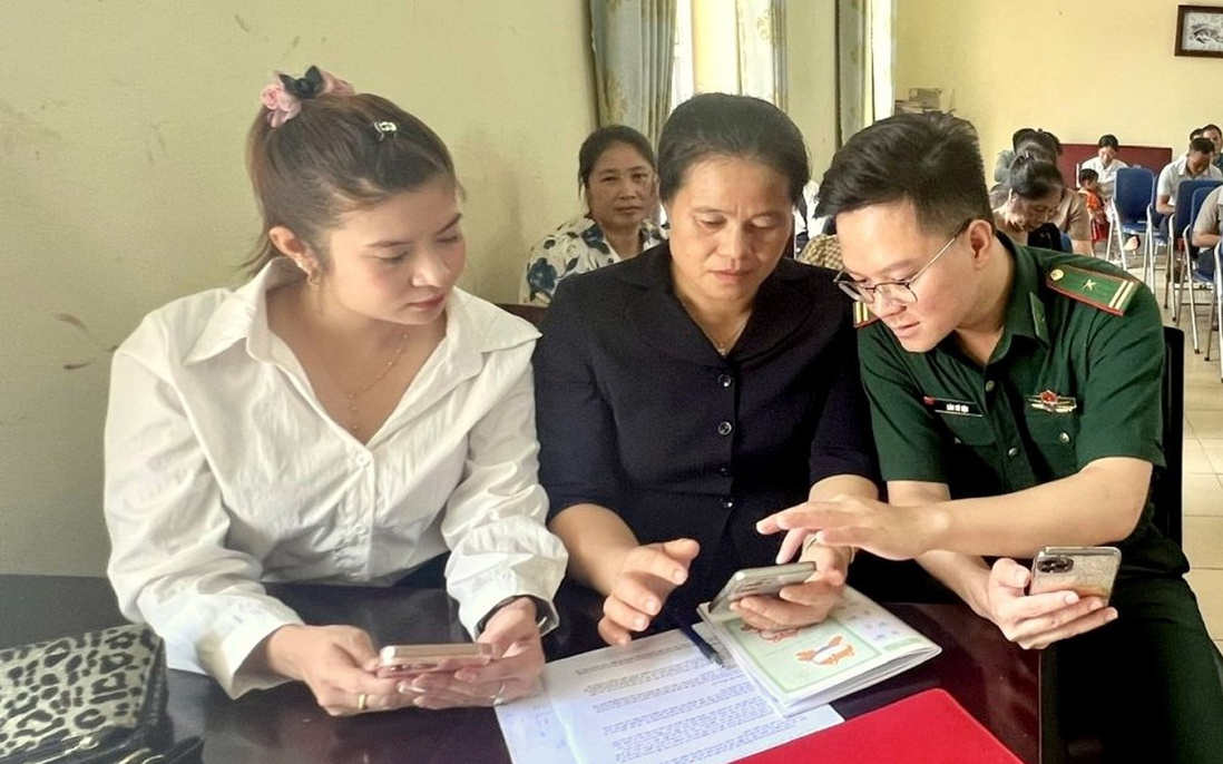 Đồn Biên phòng Pa Tần tích cực thực hiện phong trào "Bình dân học vụ số"
