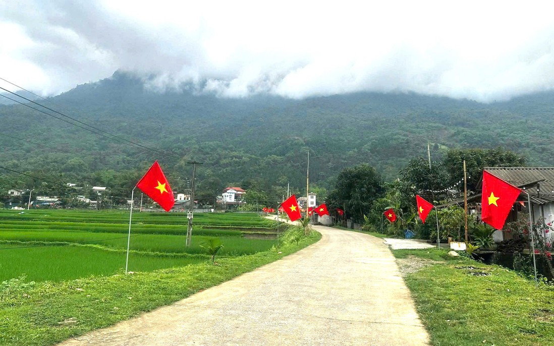 Phụ nữ xã Hợp Thành đẩy mạnh phong trào xây dựng nông thôn mới